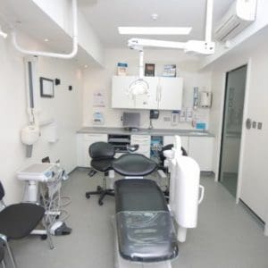 Dental Surgery 1 420x420 1